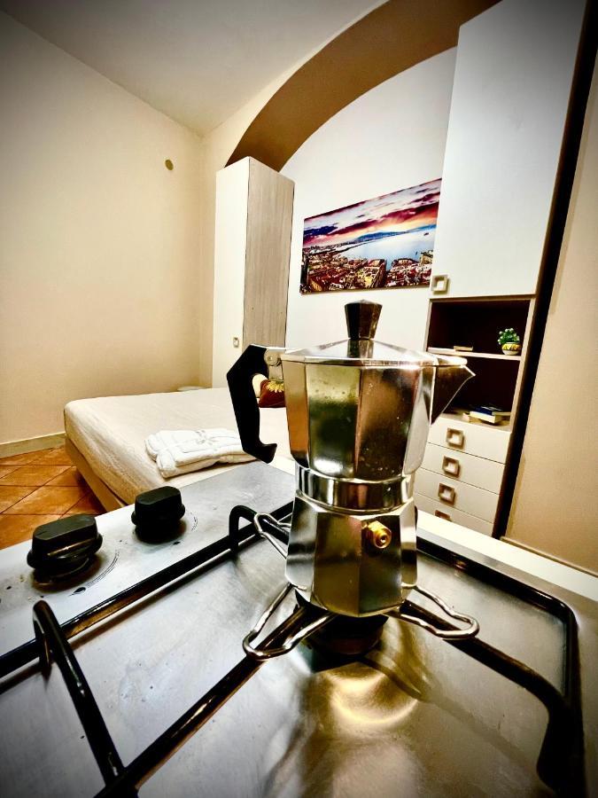 Materday Apartment نابولي المظهر الخارجي الصورة